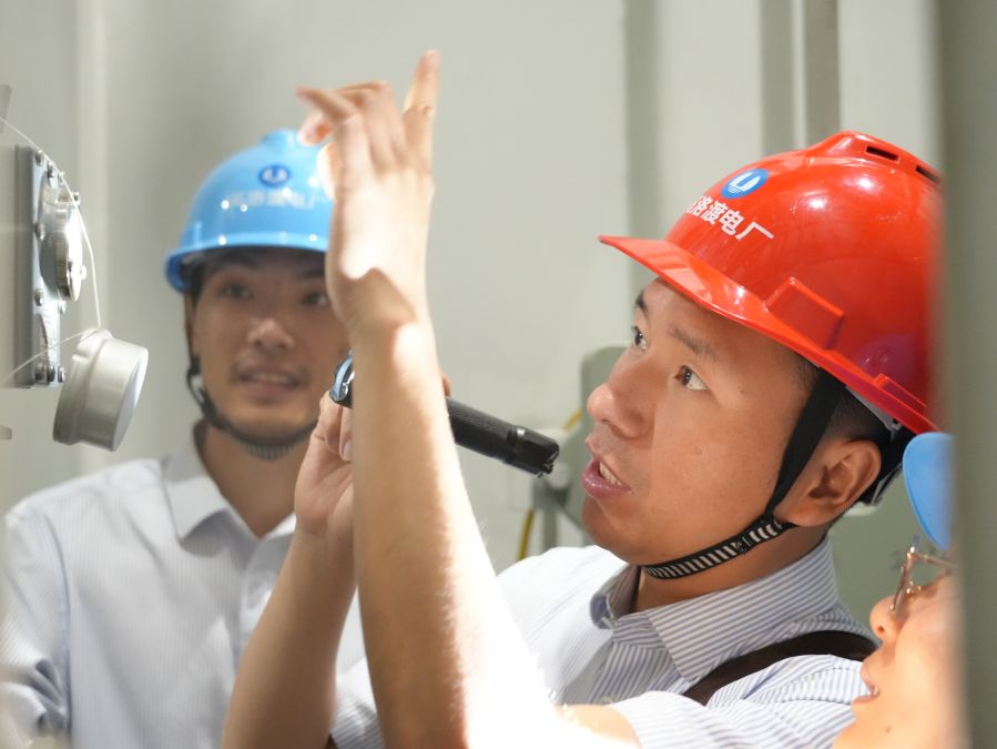 溪洛渡电厂开展电气设备巡检,确保设备设施安全稳定