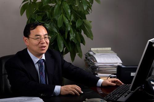 三峡集团总会计师杨亚解读长江电力重大资产重组预案
